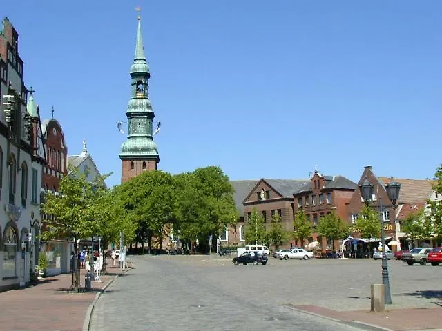 Idyllisches Reethaus * Tönning